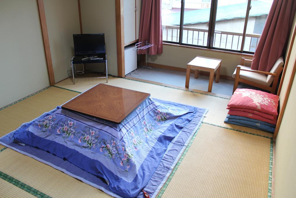 Sugakuso Hotel Yamanakako Exterior photo